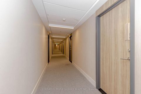 Photo 7 at 314 - 3100 Keele Street, CFB, Toronto