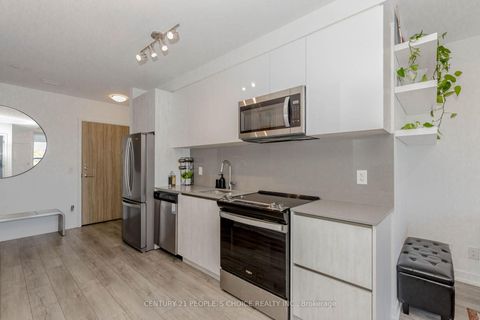 Photo 13 at 314 - 3100 Keele Street, CFB, Toronto