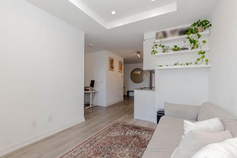 Photo 18 at 314 - 3100 Keele Street, CFB, Toronto