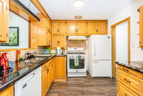 Photo 7 at 411 Maplehurst Avenue, WO West, Oakville