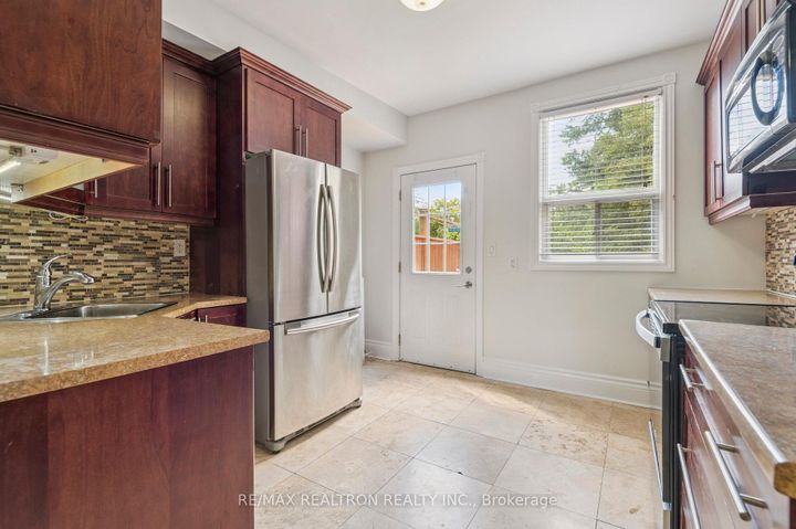 Photo 10 at 10 Coxwell Avenue, Coxwell, Toronto