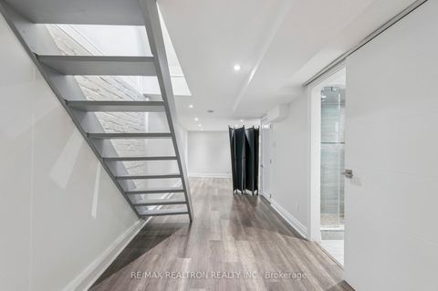 Photo 17 at 10 Coxwell Avenue, Coxwell, Toronto