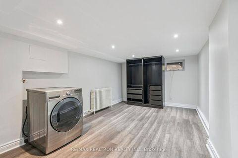 Photo 18 at 10 Coxwell Avenue, Coxwell, Toronto