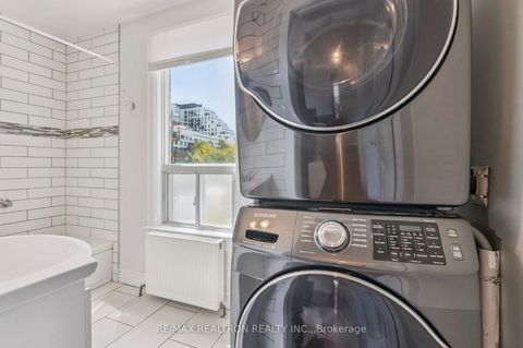 Photo 33 at 10 Coxwell Avenue, Coxwell, Toronto