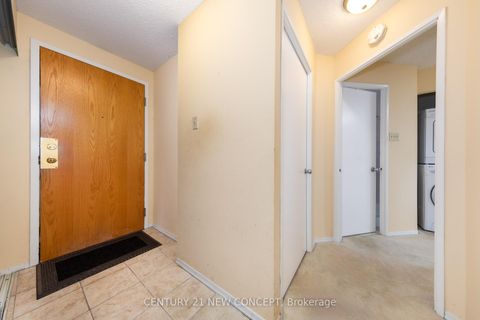 Photo 4 at PH11 - 41 Markbrook Lane, Jamestown, Toronto