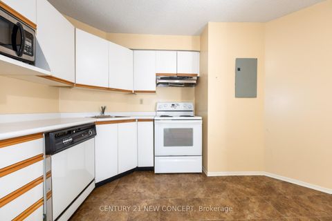 Photo 10 at PH11 - 41 Markbrook Lane, Jamestown, Toronto
