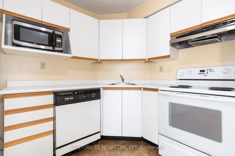 Photo 12 at PH11 - 41 Markbrook Lane, Jamestown, Toronto