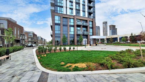 Photo 25 at 818 - 38 Honeycrisp Crescent, Concord, Vaughan