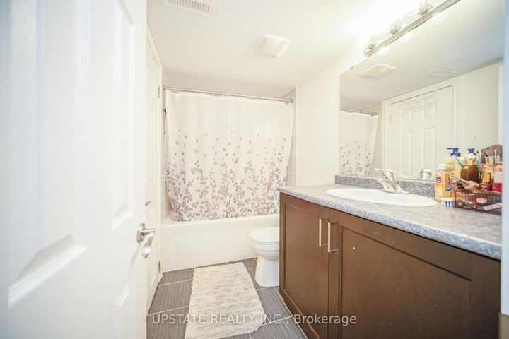 Photo 42 at 17 Annual Circle, Credit Valley, Brampton