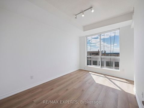 Photo 34 at UPH-06 - 7 Lorraine Drive, Willowdale West, Toronto
