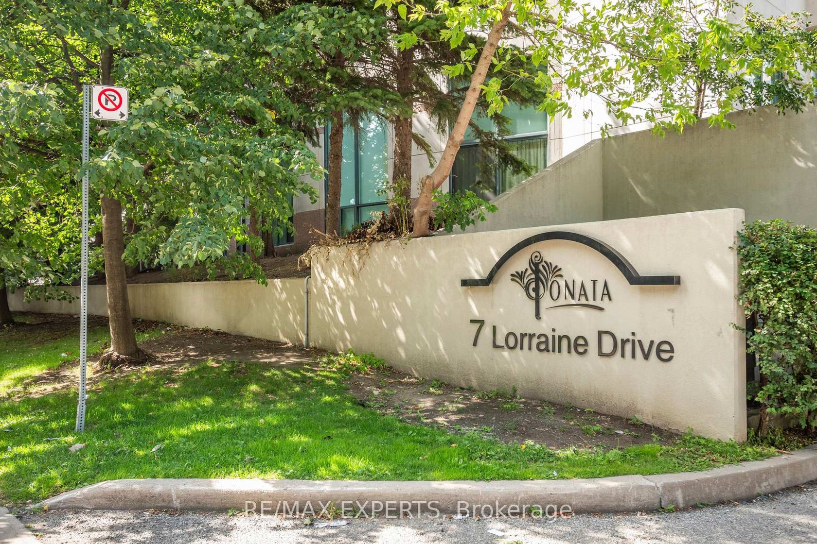 UPH-06 - 7 Lorraine Drive, Willowdale West, Toronto 
