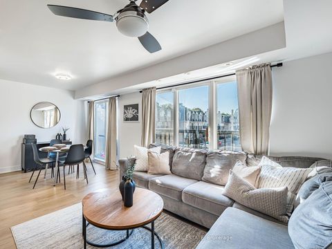 Photo 7 at 2020 - 125 George Appleton Way, CFB, Toronto