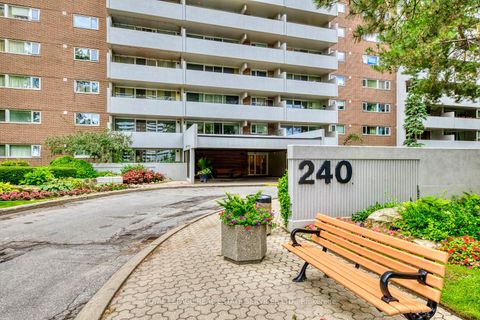 Photo 7 at 405 - 240 Scarlett Road, Smythe, Toronto