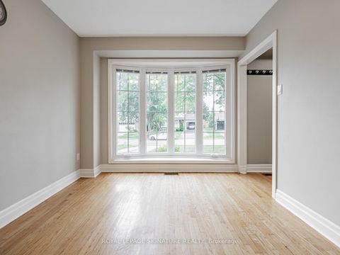 Photo 4 at 1081 Pearson Drive, CP College Park, Oakville