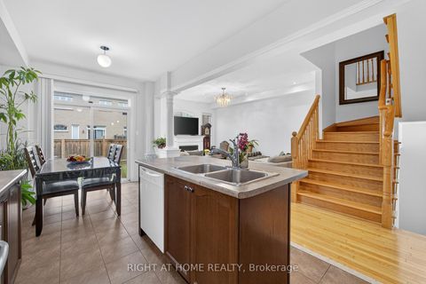 Photo 10 at 147 Betony Drive, Oak Ridges, Richmond Hill