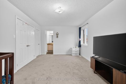 Photo 14 at 147 Betony Drive, Oak Ridges, Richmond Hill Photo 14 at 147 Betony Drive, Oak Ridges, Richmond Hill
