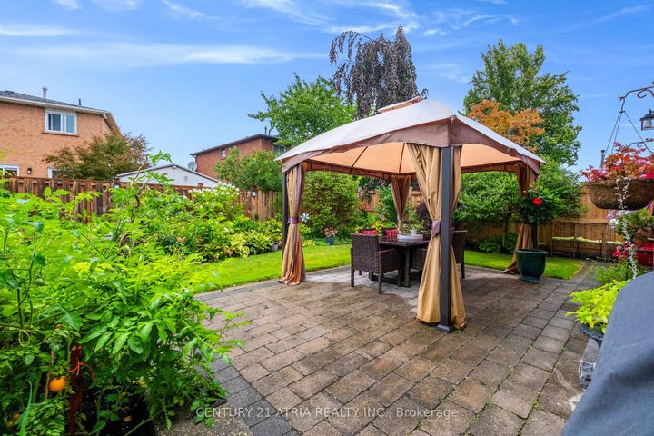 Photo 29 at 42 Fifefield Drive, Maple, Vaughan