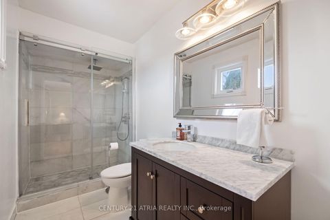 Photo 22 at 42 Fifefield Drive, Maple, Vaughan