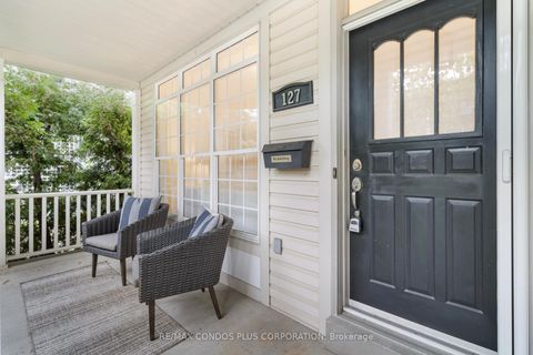 Photo 3 at 127 Boardwalk Drive, The Beaches, Toronto