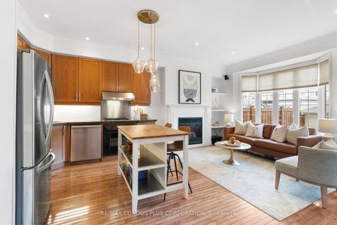 Photo 13 at 127 Boardwalk Drive, The Beaches, Toronto