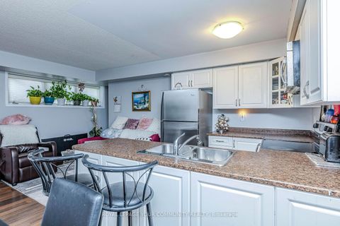 Photo 14 at 2 - 153 Isaac Devins Boulevard, Pelmo Park W5, Toronto