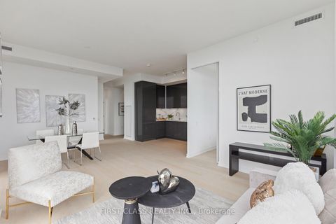 Photo 16 at S3504 - 8 Olympic Garden Drive, Newtonbrook East, Toronto