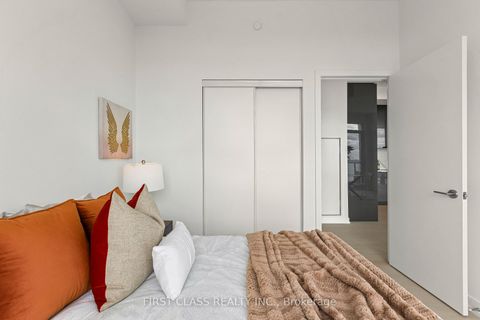 Photo 23 at S3504 - 8 Olympic Garden Drive, Newtonbrook East, Toronto