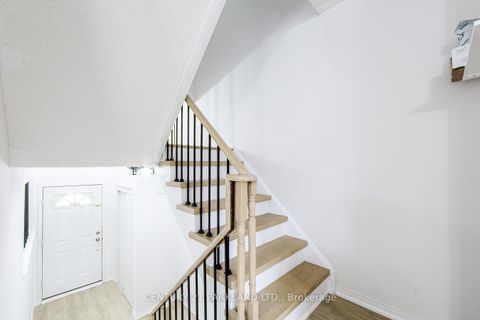 Photo 17 at 26 Kelso Crescent, Maple, Vaughan