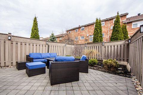 Photo 27 at 26 Kelso Crescent, Maple, Vaughan
