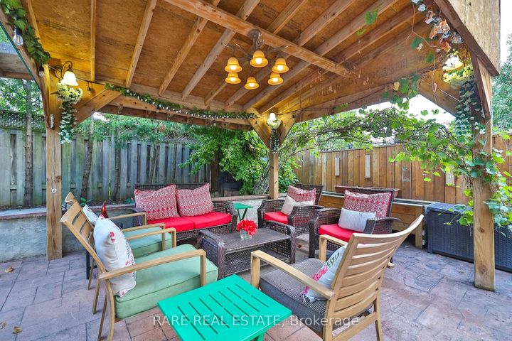 Photo 45 at 3576 Cherrington Crescent, Erin Mills, Mississauga