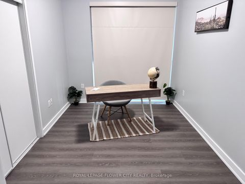 Photo 10 at 112 - 210 Sabina Drive, GO Glenorchy, Oakville