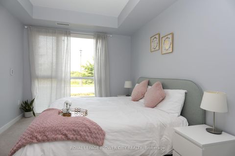 Photo 15 at 112 - 210 Sabina Drive, GO Glenorchy, Oakville