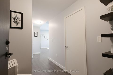 Photo 17 at 112 - 210 Sabina Drive, GO Glenorchy, Oakville