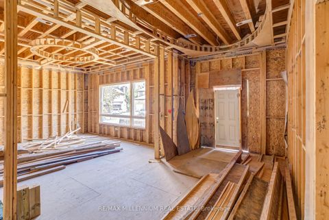 Photo 9 at 136 Boake Trail, Bayview Hill, Richmond Hill