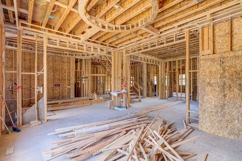 Photo 11 at 136 Boake Trail, Bayview Hill, Richmond Hill