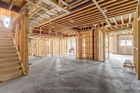 Photo 18 at 136 Boake Trail, Bayview Hill, Richmond Hill