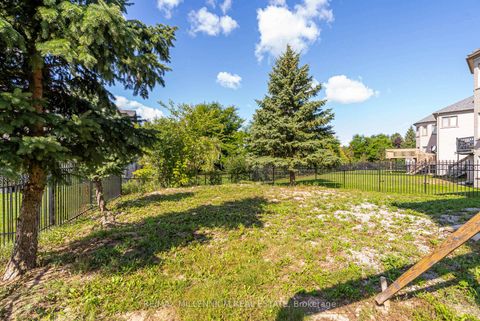 Photo 23 at 136 Boake Trail, Bayview Hill, Richmond Hill