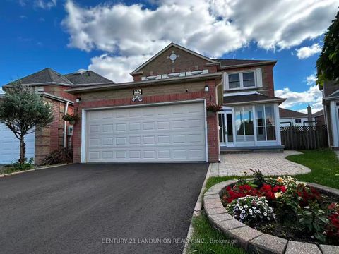 Photo 1 at 25 Bemerton Court, Milliken, Toronto