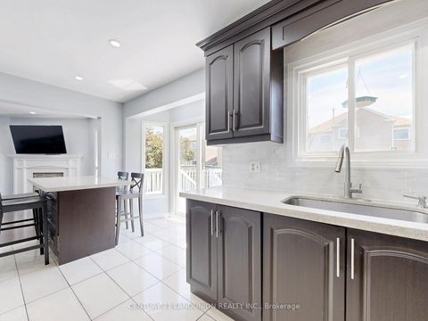 Photo 14 at 25 Bemerton Court, Milliken, Toronto
