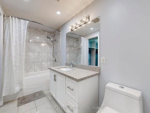 Photo 25 at 25 Bemerton Court, Milliken, Toronto