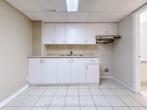 Photo 36 at 25 Bemerton Court, Milliken, Toronto