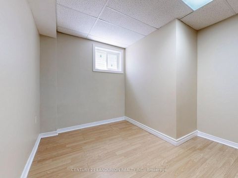 Photo 39 at 25 Bemerton Court, Milliken, Toronto