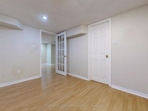 Photo 42 at 25 Bemerton Court, Milliken, Toronto