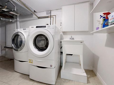 Photo 45 at 25 Bemerton Court, Milliken, Toronto