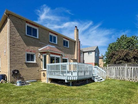 Photo 46 at 25 Bemerton Court, Milliken, Toronto