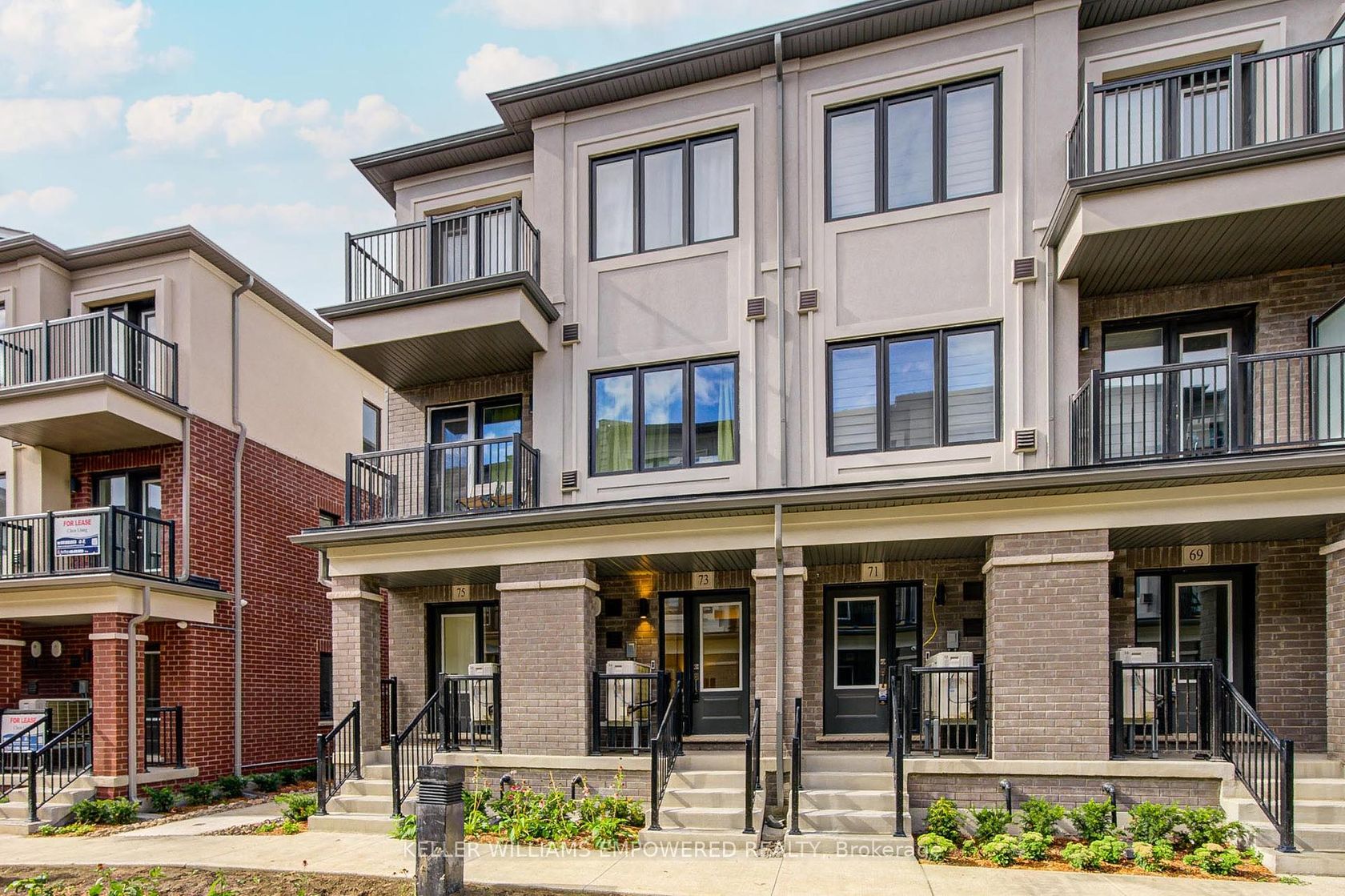 73 Matawin Lane, Headford Business Park, Richmond Hill photo 2 73 Matawin Lane, Headford Business Park, Richmond Hill photo 2