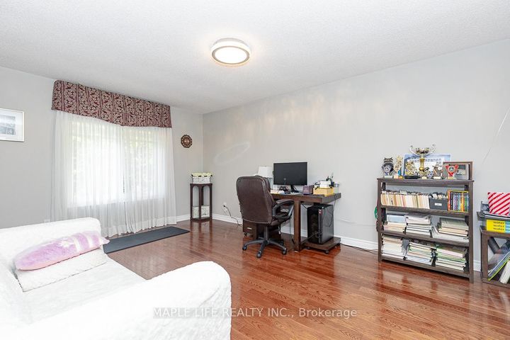 Photo 19 at 1 Elderwood Drive, Bayview Hill, Richmond Hill