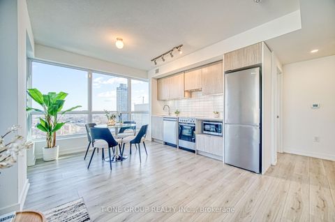 Photo 5 at 3407 - 395 Bloor Street E, North St. James Town, Toronto Photo 5 at 3407 - 395 Bloor Street E, North St. James Town, Toronto