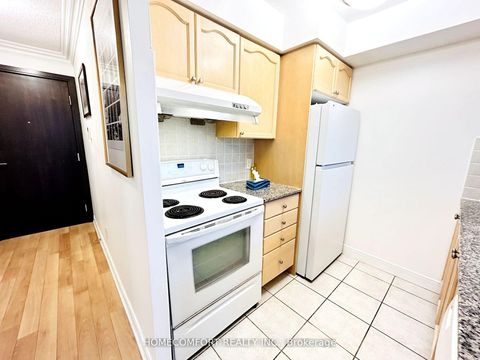 Photo 3 at 823 - 238 Bonis Avenue, Sullivan, Toronto