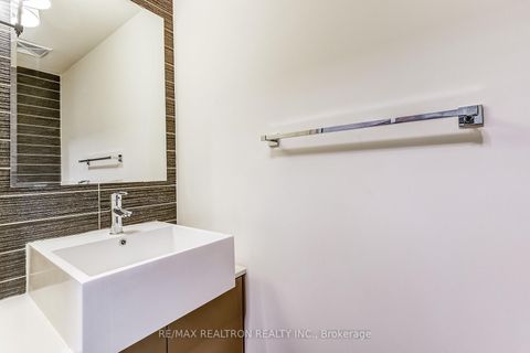 Photo 14 at 449 - 5 Hanna Avenue, Niagara, Toronto